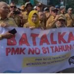 Demo Kepala Desa di Istana Soroti Kebijakan Dana Desa, Prof Sutan Nasomal Minta Menteri Dievaluasi