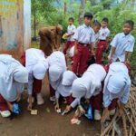 SDN 2 Wangunjaya Tanamkan Kepedulian Lingkungan Melalui Aksi Pungut Sampah